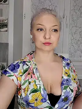 Snapshot of Anesteishen chatting on 02-25-25, 05:36 Anesteishen online show from 02-25-25, 05:36