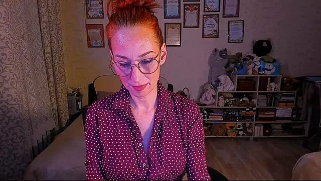 Snapshot of red_rocco chatting on 03-02-25, 04:10 red rocco online show from 03-02-25, 04:10