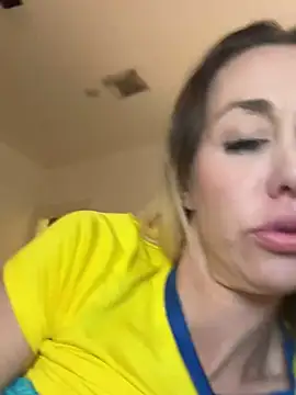 Snapshot of 1fun_one chatting on 01-15-25, 07:55 1fun one online show from 01-15-25, 07:55