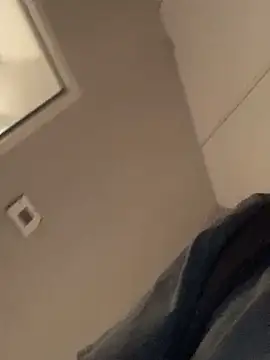 Snapshot of 1fun_one chatting on 09-17-25, 09:33 1fun one online show from 09-17-25, 09:33