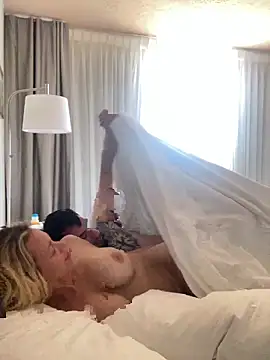 Snapshot of 1fun_one chatting on 09-18-25, 08:33 1fun one online show from 09-18-25, 08:33