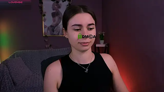 Snapshot of flora_ri chatting on 01-14-26, 10:21 flora ri online show from 01-14-26, 10:21