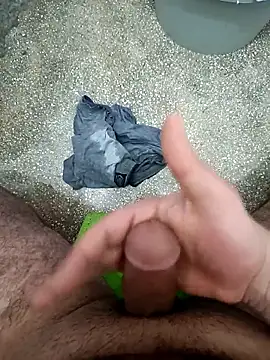 Snapshot of Kdkdkfkcklxiis chatting on 02-05-26, 09:03 Kdkdkfkcklxiis online show from 02-05-26, 09:03