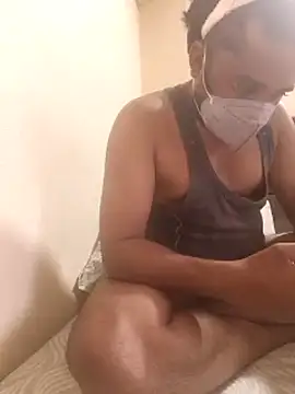 Snapshot of Raziv_komal143 chatting on 01-31-25, 03:52 Raziv komal143 online show from 01-31-25, 03:52