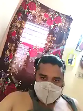 Snapshot of Raziv_komal143 chatting on 02-18-25, 02:49 Raziv komal143 online show from 02-18-25, 02:49