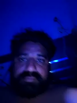 Snapshot of Raziv_komal143 chatting on 02-22-25, 01:22 Raziv komal143 online show from 02-22-25, 01:22