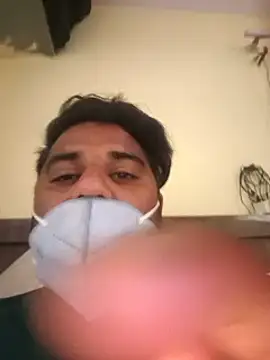 Snapshot of Raziv_komal143 chatting on 03-06-25, 08:19 Raziv komal143 online show from 03-06-25, 08:19