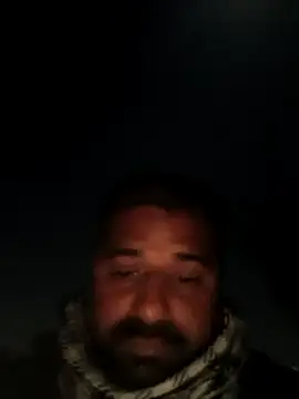 Snapshot of Raziv_komal143 chatting on 03-10-25, 05:39 Raziv komal143 online show from 03-10-25, 05:39