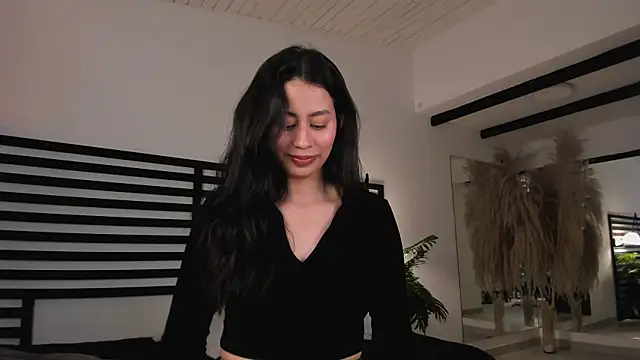 hannah brady online show from 01-26-25, 02:03