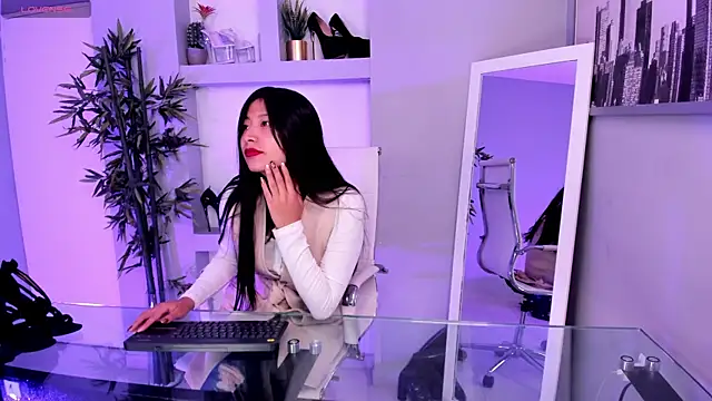 hannah howeell   online show from 01-29-25, 12:02