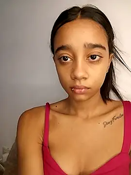 Zoe Sweett18 online show from 04-17-26, 06:33