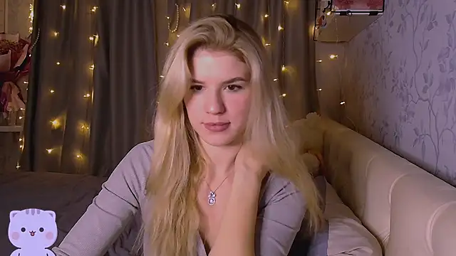 Snapshot of Melissa_smith_ chatting on 10-16-25, 12:44 Melissa smith online show from 10-16-25, 12:44