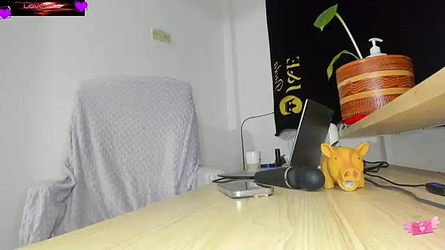 VioletParkker online show from 03-06-26, 02:08