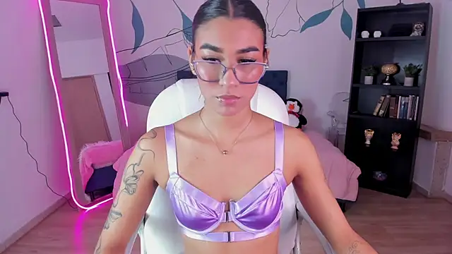 Dana Paula online show from 11-30-25, 11:47