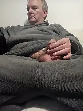 Paolo7619 online show from 10-08-25, 11:24