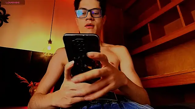 wolfandsky online show from 10-29-25, 11:45