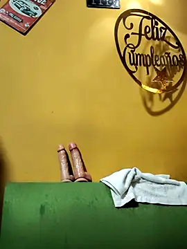 Snapshot of ilonna2025 chatting on 09-12-25, 10:21 ilonna2025 online show from 09-12-25, 10:21