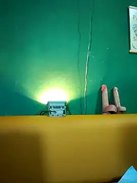 Snapshot of ilonna2025 chatting on 11-13-25, 05:39 ilonna2025 online show from 11-13-25, 05:39