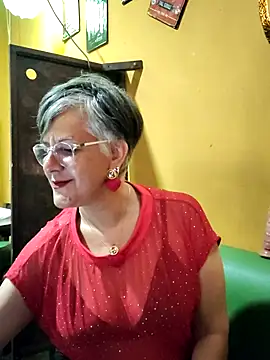 ilonna2025 online show from 04-19-26, 09:17