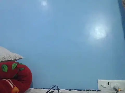 Leoni G online show from 11-30-25, 07:12