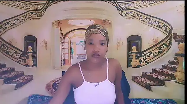 EroticSexyPrada online show from 02-01-25, 06:51