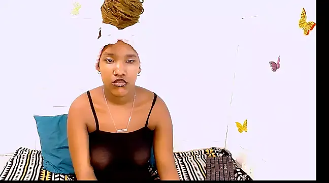 EroticSexyPrada online show from 03-06-25, 10:58