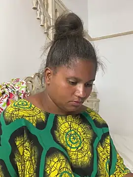 Snapshot of madell chatting on 01-26-25, 06:16 madell online show from 01-26-25, 06:16