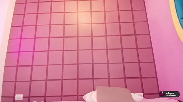 LissMonroe online show from 11-21-25, 10:36