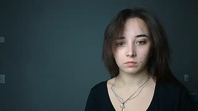 Snapshot of Eva_Gloryy chatting on 10-24-25, 05:09 Eva Gloryy online show from 10-24-25, 05:09