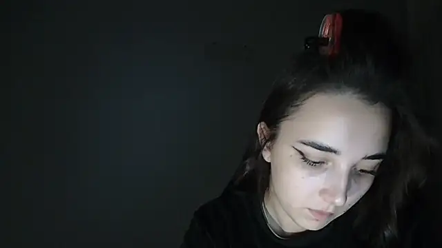 Snapshot of Eva_Gloryy chatting on 11-05-25, 02:50 Eva Gloryy online show from 11-05-25, 02:50