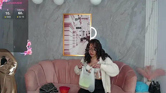 Snapshot of kassandra_ch_ chatting on 01-20-25, 04:45 kassandra ch online show from 01-20-25, 04:45