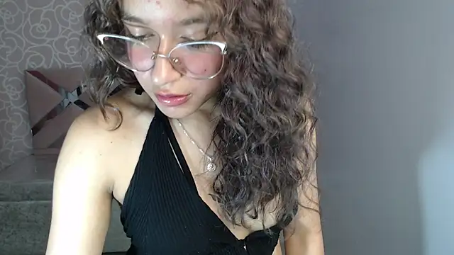 Snapshot of kassandra_ch_ chatting on 03-15-25, 08:54 kassandra ch online show from 03-15-25, 08:54