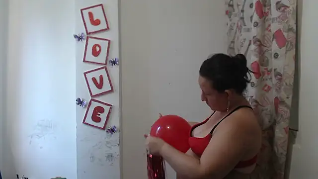 Yohis Kiut25 online show from 02-13-26, 05:31