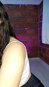 Snapshot of enid_greins chatting on 01-18-26, 12:47 enid greins online show from 01-18-26, 12:47