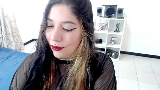 Snapshot of sharonnleon chatting on 09-19-25, 08:31 sharonnleon online show from 09-19-25, 08:31