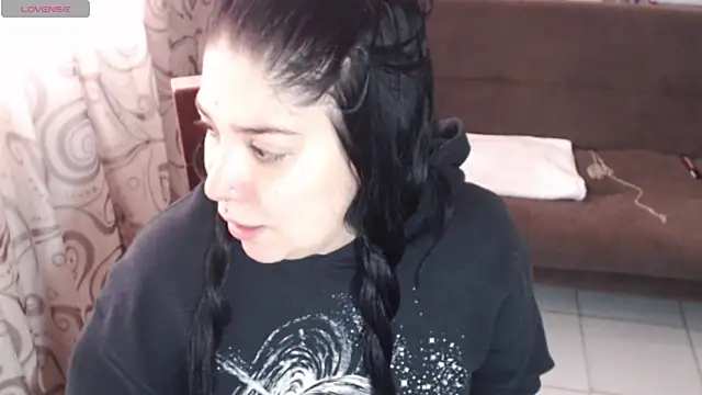 sharonnleon online show from 06-05-26, 01:39
