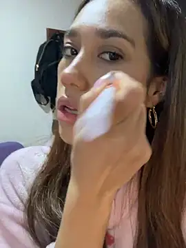 zoe storm online show from 01-27-25, 12:22