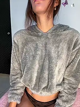 zoe storm online show from 10-16-25, 12:00