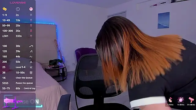 Samantha Rolon online show from 02-12-26, 01:55