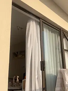 Go Meg online show from 12-16-25, 04:28