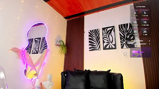 Snapshot of Georgina_caruso chatting on 02-11-25, 11:22 Georgina caruso online show from 02-11-25, 11:22