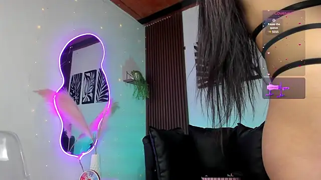 Snapshot of Georgina_caruso chatting on 02-21-25, 08:38 Georgina caruso online show from 02-21-25, 08:38