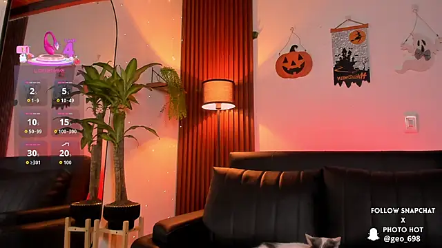 Snapshot of Georgina_caruso chatting on 10-14-25, 04:02 Georgina caruso online show from 10-14-25, 04:02