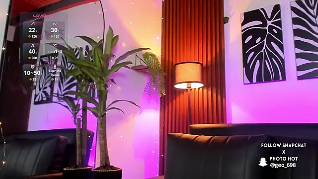 Snapshot of Georgina_caruso chatting on 11-28-25, 04:37 Georgina caruso online show from 11-28-25, 04:37