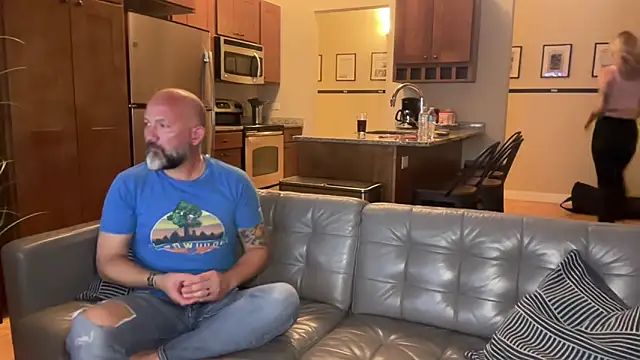 Officiallyonlytams online show from 11-04-25, 01:59