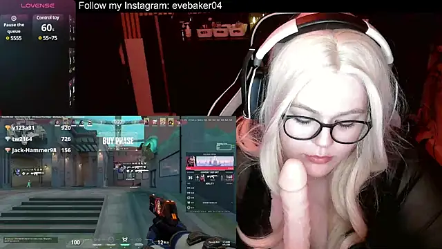 EveBaker04 online show from 03-09-25, 11:46