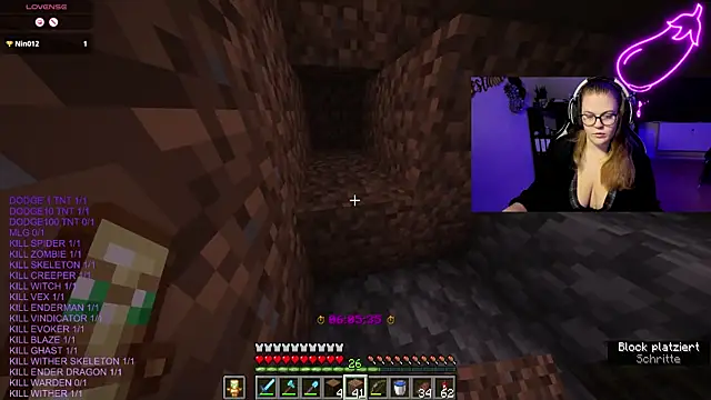 EveBaker04 online show from 10-12-25, 04:28