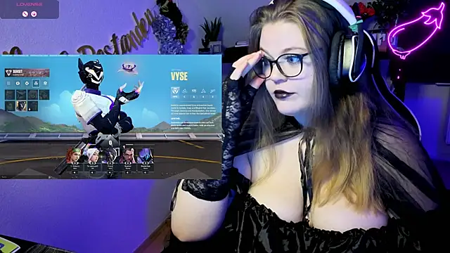 EveBaker04 online show from 10-20-25, 12:16