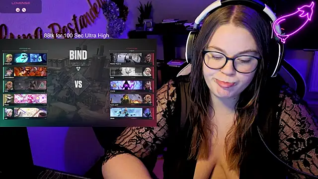 EveBaker04 online show from 10-23-25, 11:14