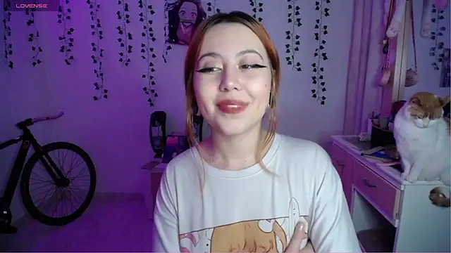 Snapshot of _codeline chatting on 10-24-25, 05:48 codeline online show from 10-24-25, 05:48